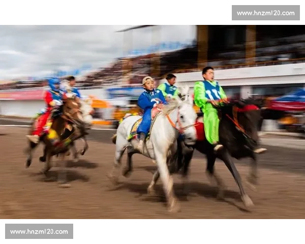 羌塘马蹄疾：恰青赛马节里的千年回响